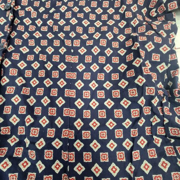 Elisabeth Petites 18P Geometric Blue/Red Short Sleeve Button Up Shirt - Picture 6 of 6
